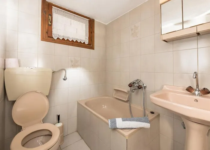 Сasa de vacaciones Poli's House *