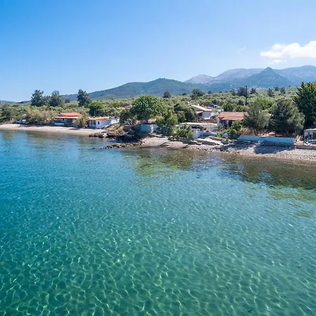 בית נופש Poli's House